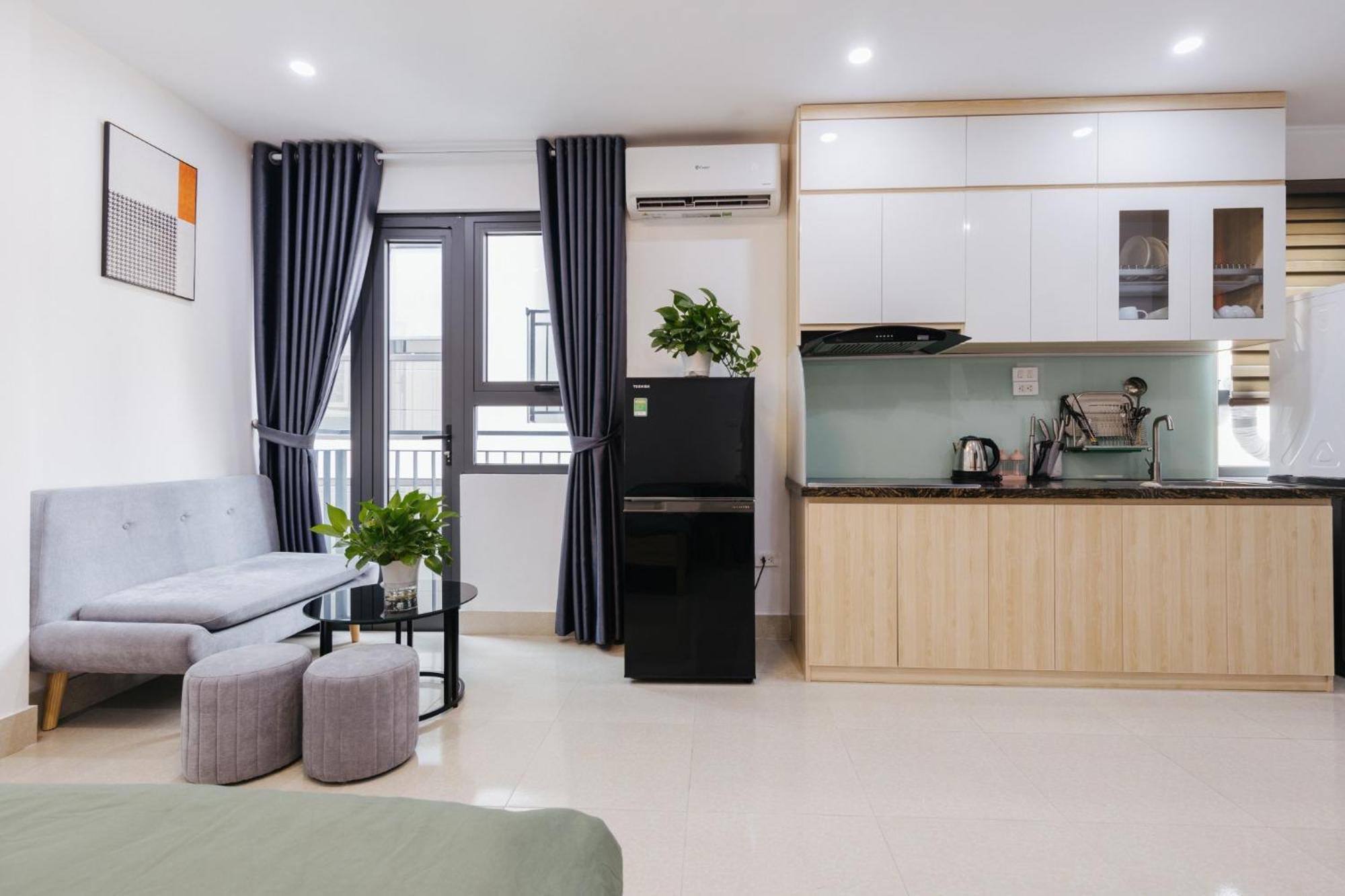 9 Light Apartment Hanoi
